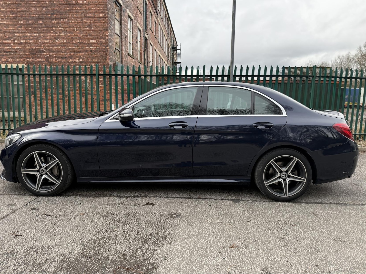 Used Mercedes-Benz C Class 2017 for sale - 77238481: Photo 7