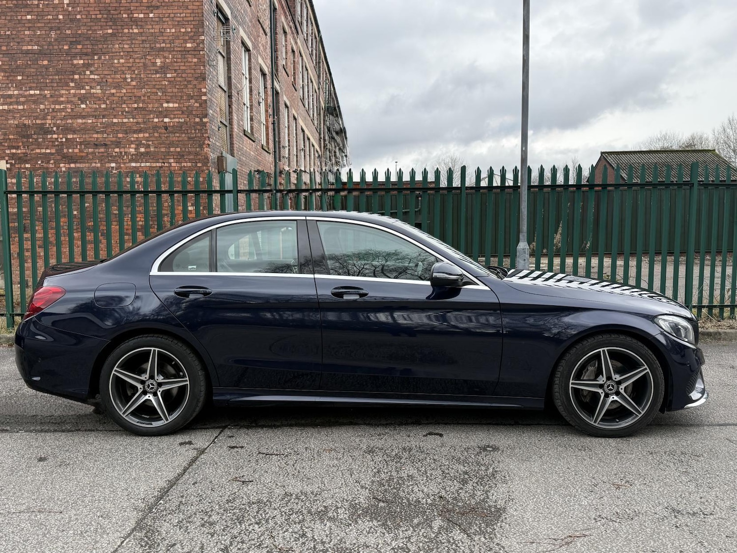 Used Mercedes-Benz C Class 2017 for sale - 77238481: Photo 8
