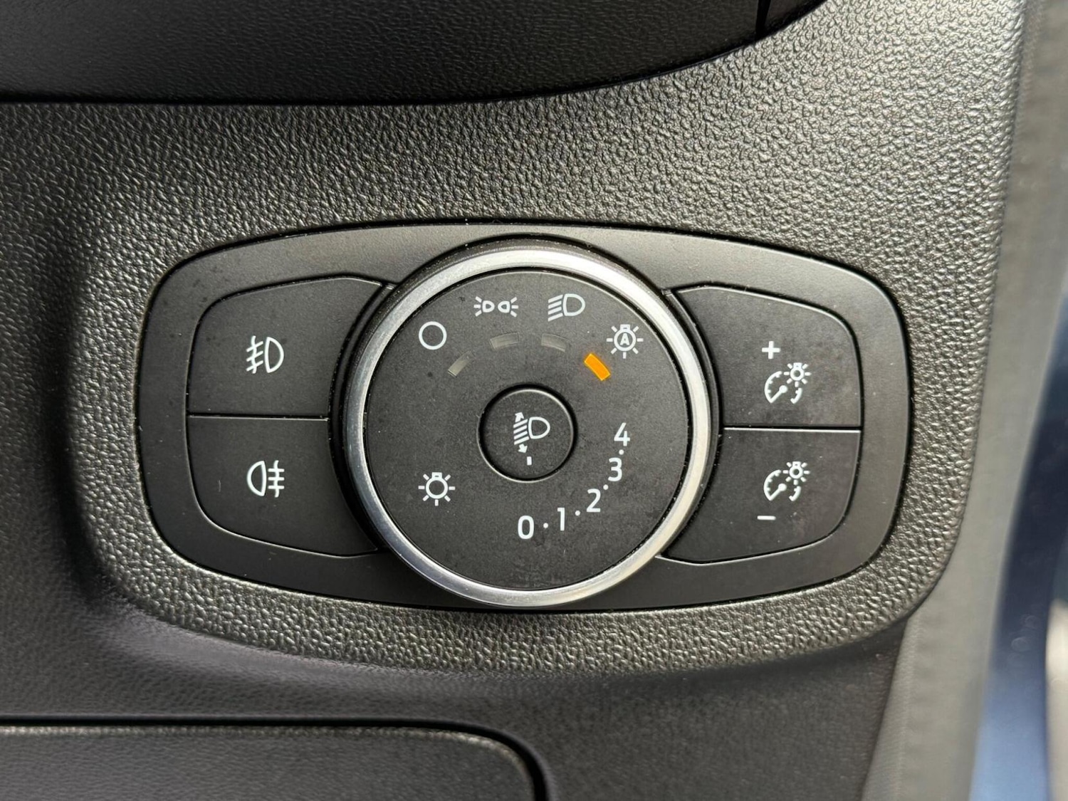 Used Ford Fiesta 2018 for sale - 76432929: Photo 28