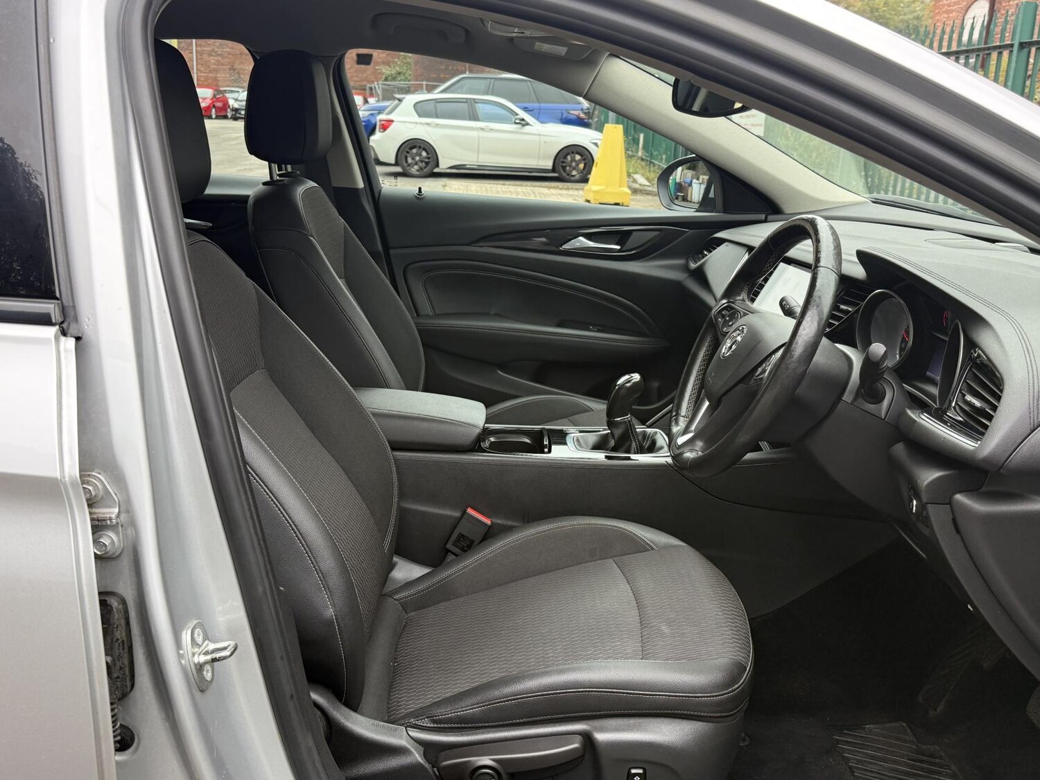 Used Vauxhall Insignia 2017 for sale - 77646785: Photo 12