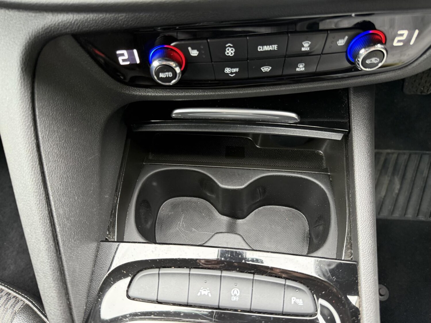 Used Vauxhall Insignia 2017 for sale - 77646785: Photo 28