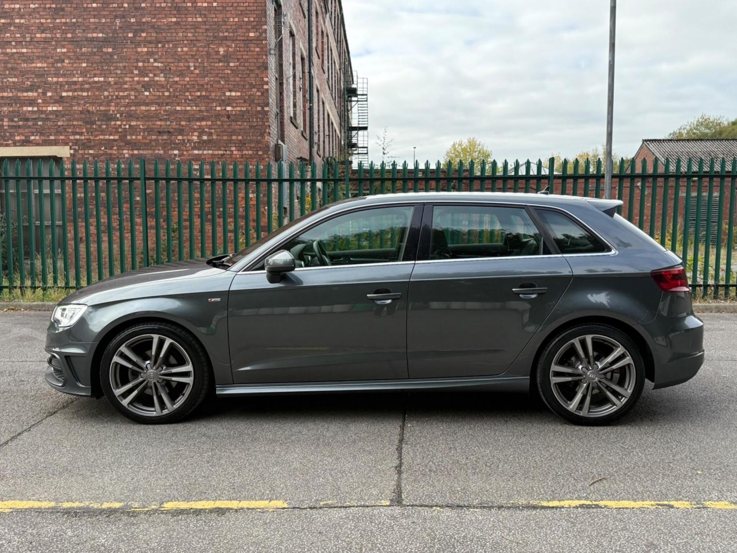 Used Audi A3 for sale - 76432329: Photo 9