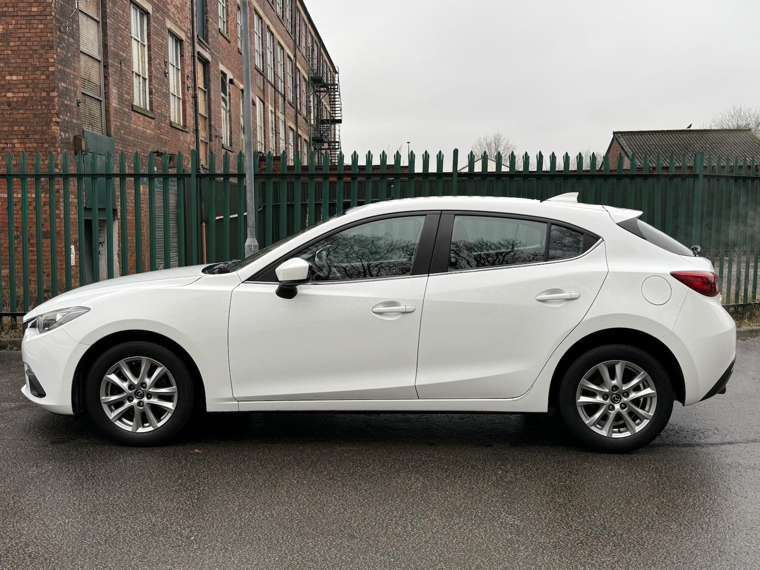 Used Mazda Mazda3 for sale - 77278557: Photo 6
