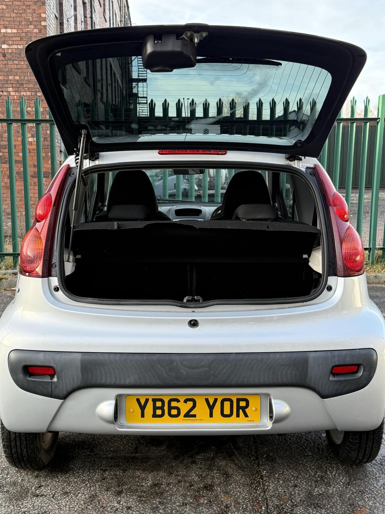 Used Peugeot 107 2013 for sale - 76918661: Photo 11