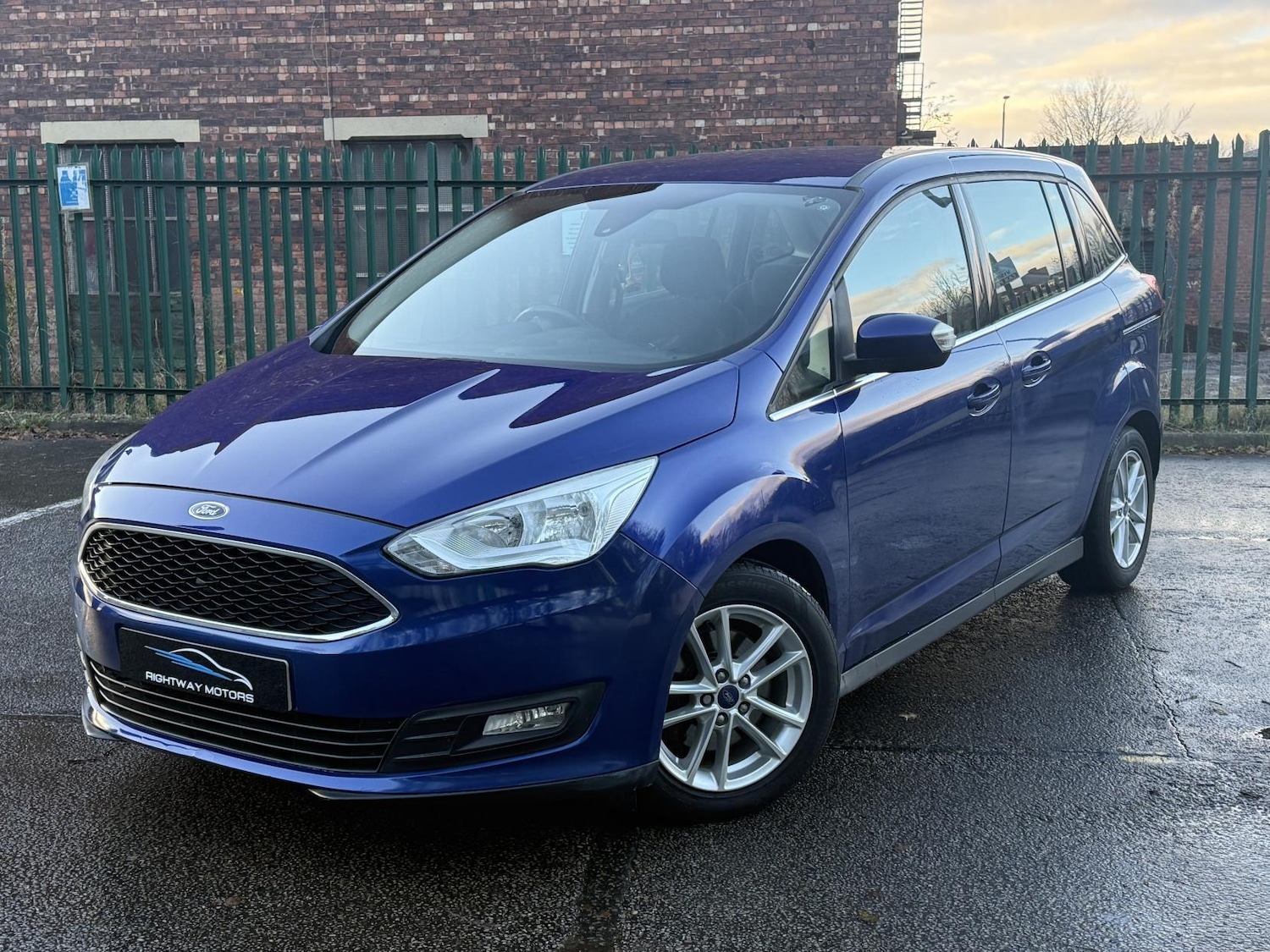 Used Ford Grand C-Max 2016 for sale - 76714140: Photo 1