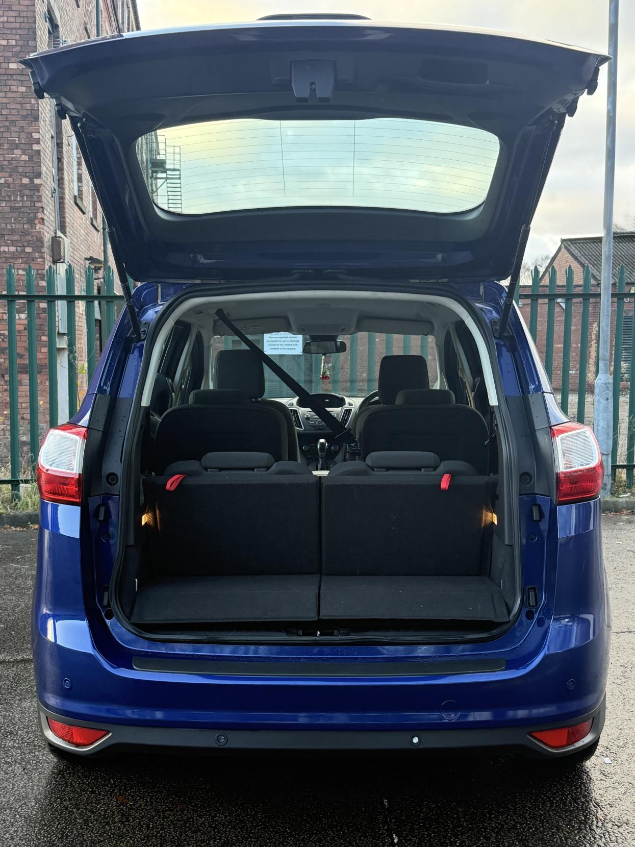 Used Ford Grand C-Max 2016 for sale - 76714140: Photo 11