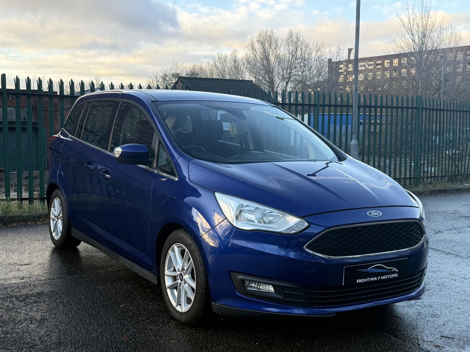 Used Ford Grand C-Max 2016 for sale - 76714140: Photo 5