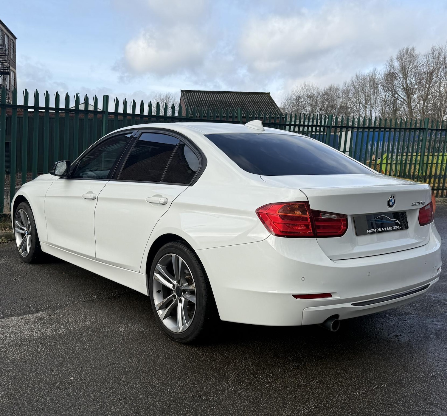 Used BMW 3 Series 2012 for sale - 77611948: Photo 11