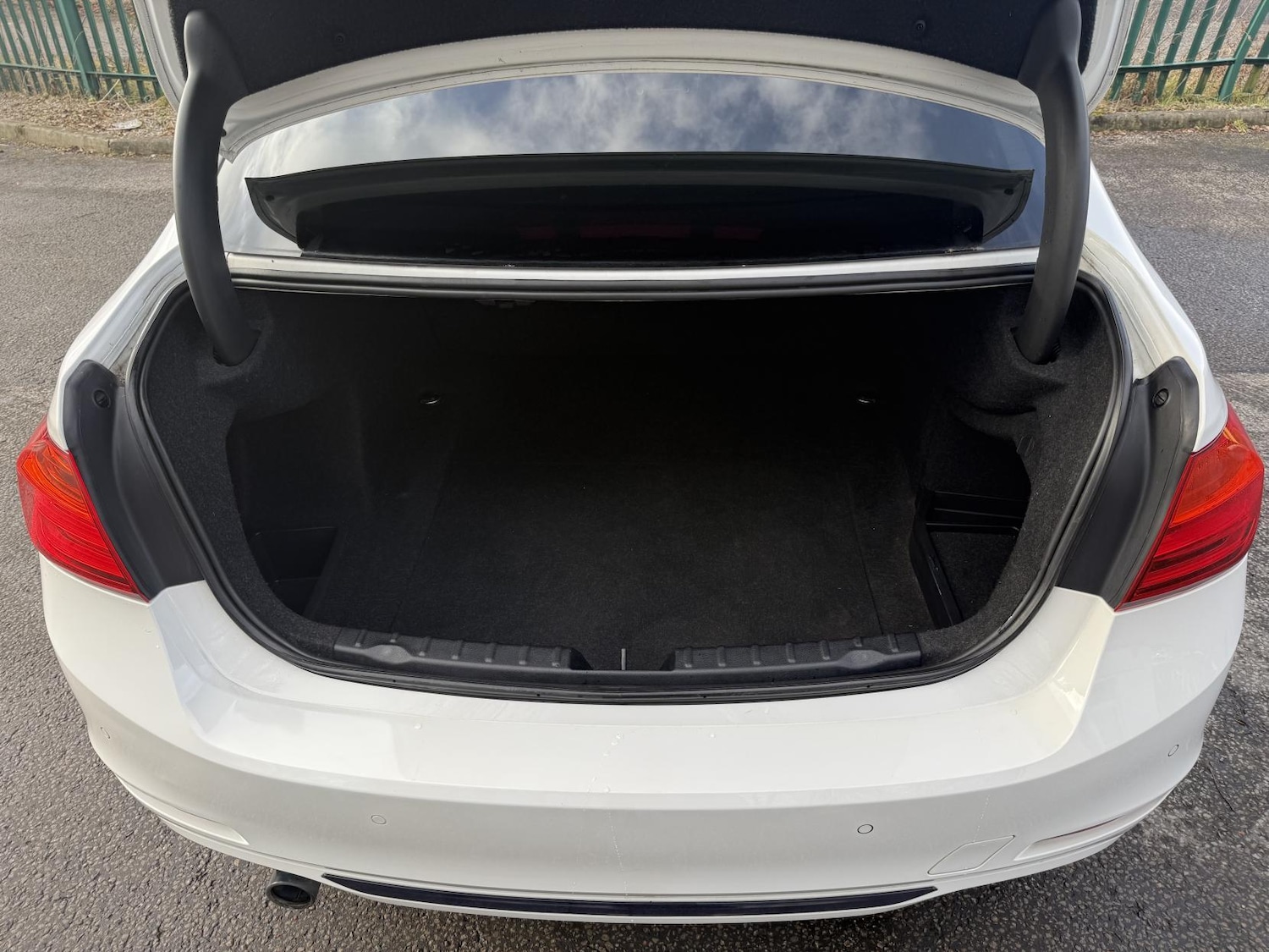 Used BMW 3 Series 2012 for sale - 77611948: Photo 13