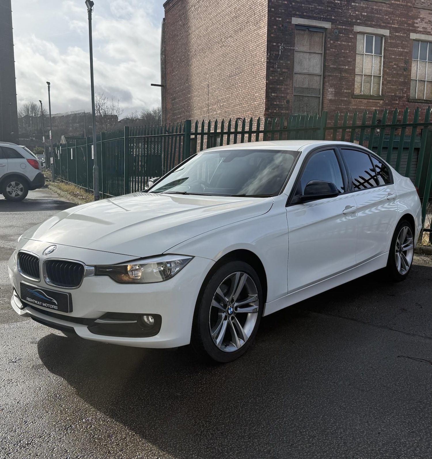 Used BMW 3 Series 2012 for sale - 77611948: Photo 5