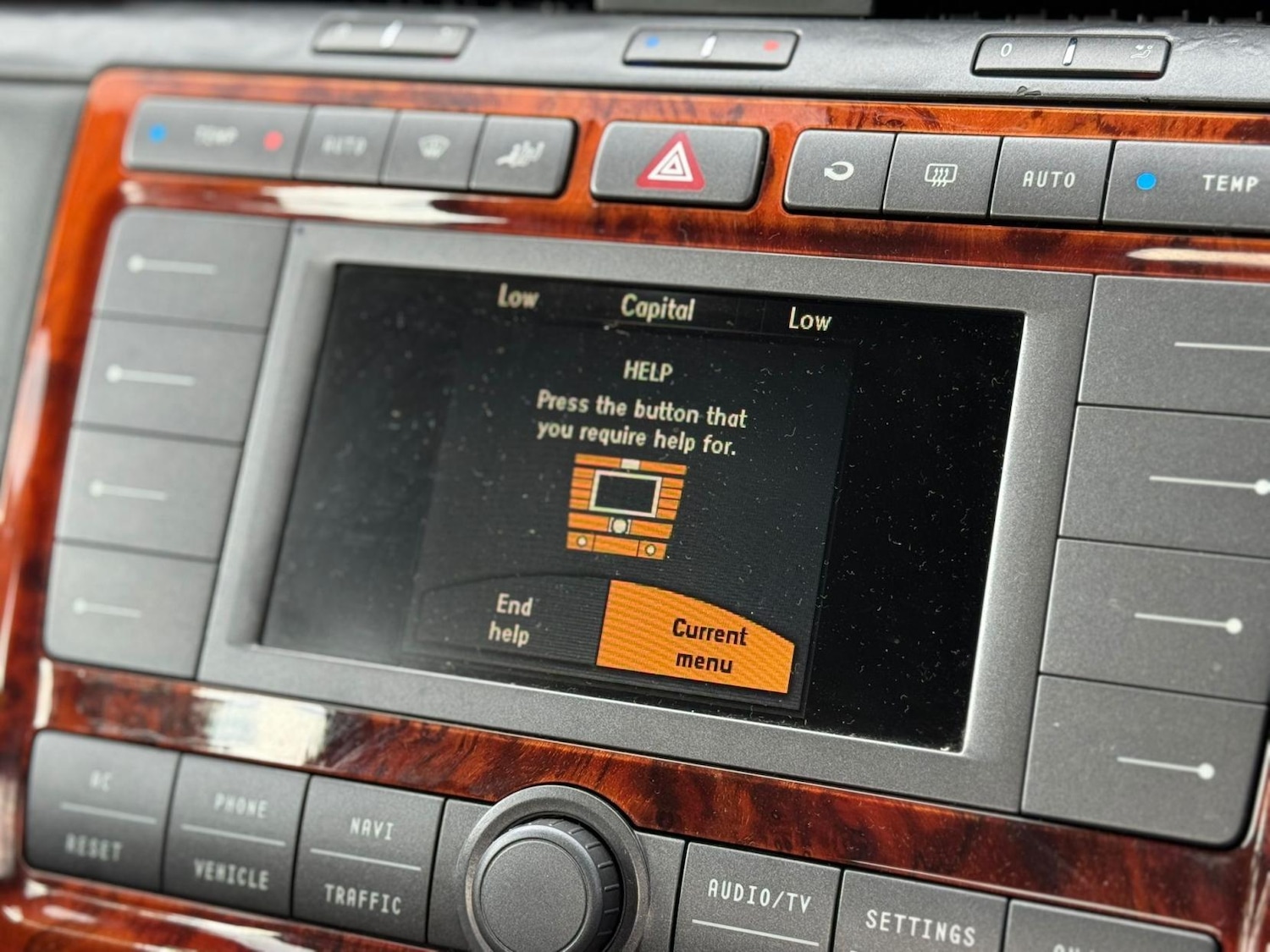 Used Volkswagen Phaeton 2003 for sale - 77683687: Photo 35