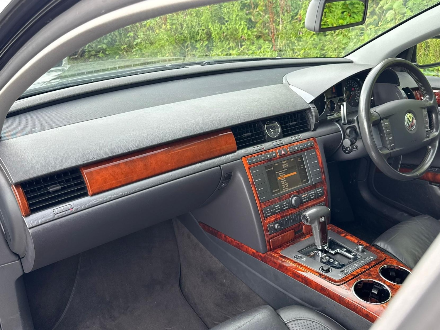 Used Volkswagen Phaeton 2003 for sale - 77683687: Photo 53