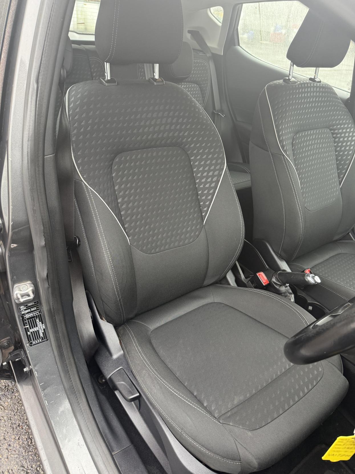 Used Ford Fiesta 2017 for sale - 76918573: Photo 14