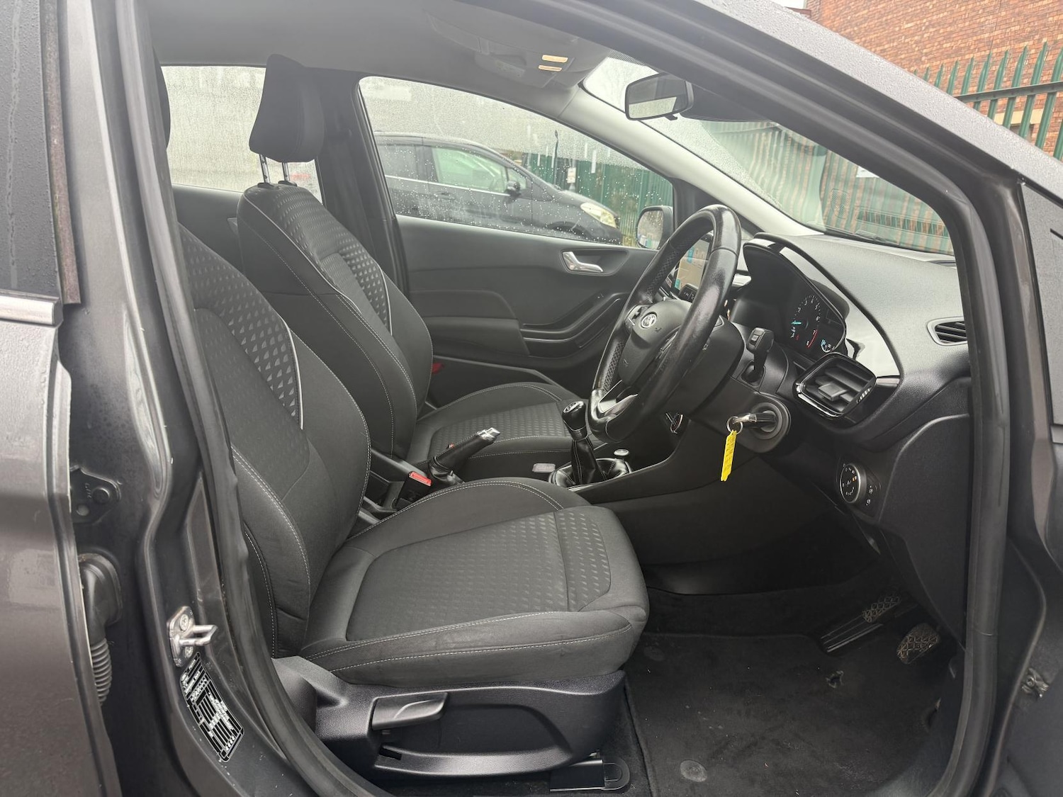 Used Ford Fiesta 2017 for sale - 76918573: Photo 15