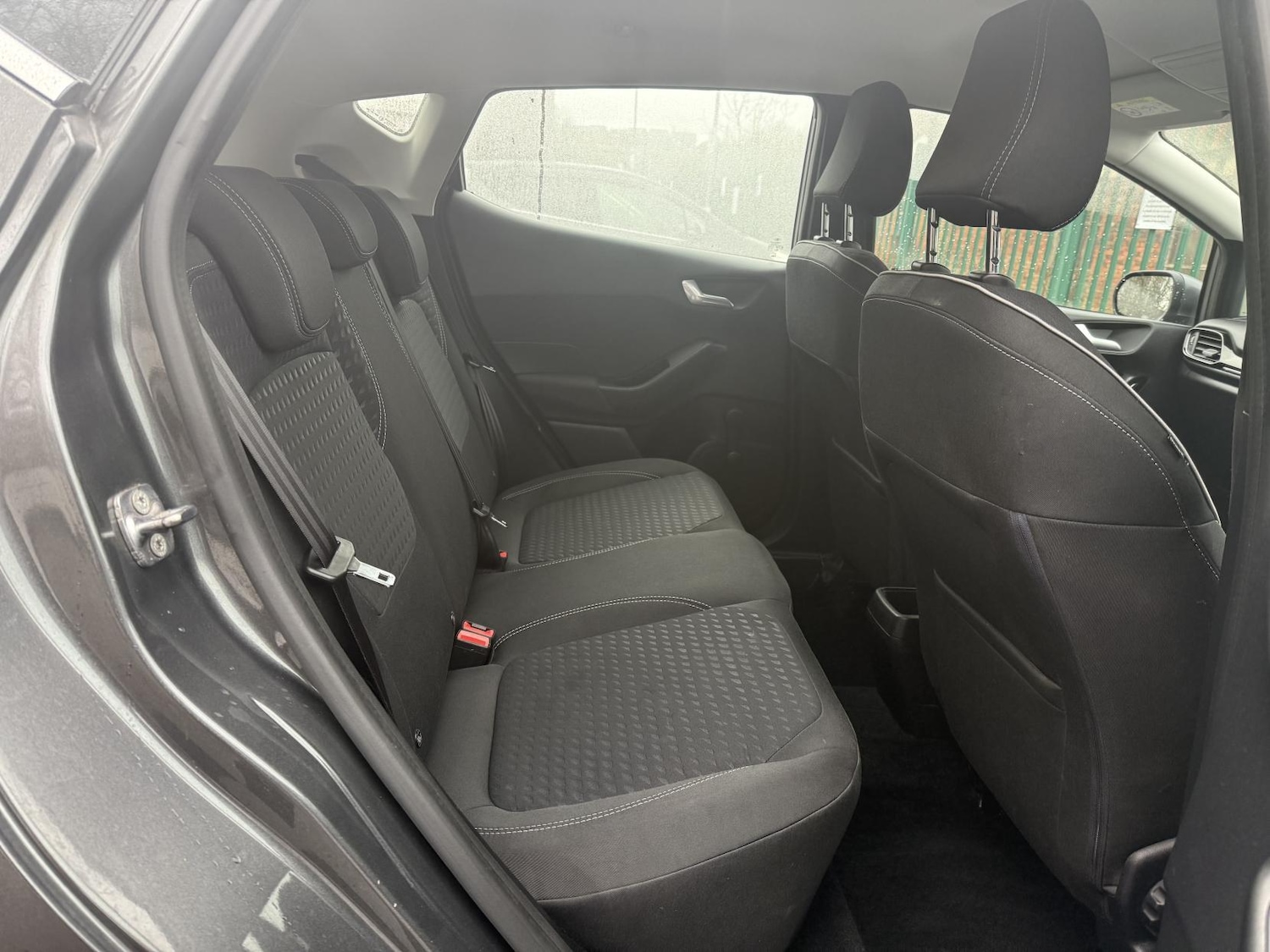 Used Ford Fiesta 2017 for sale - 76918573: Photo 16