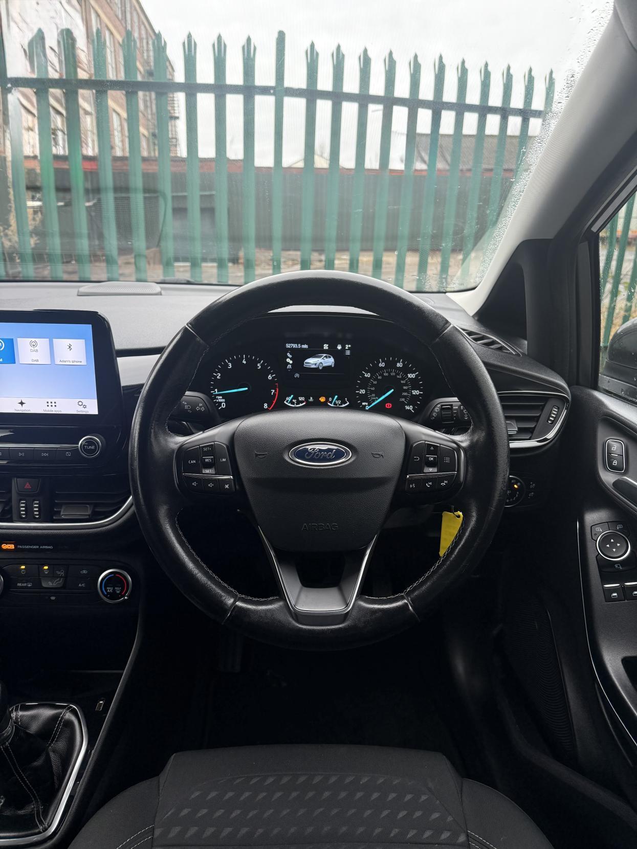 Used Ford Fiesta 2017 for sale - 76918573: Photo 22