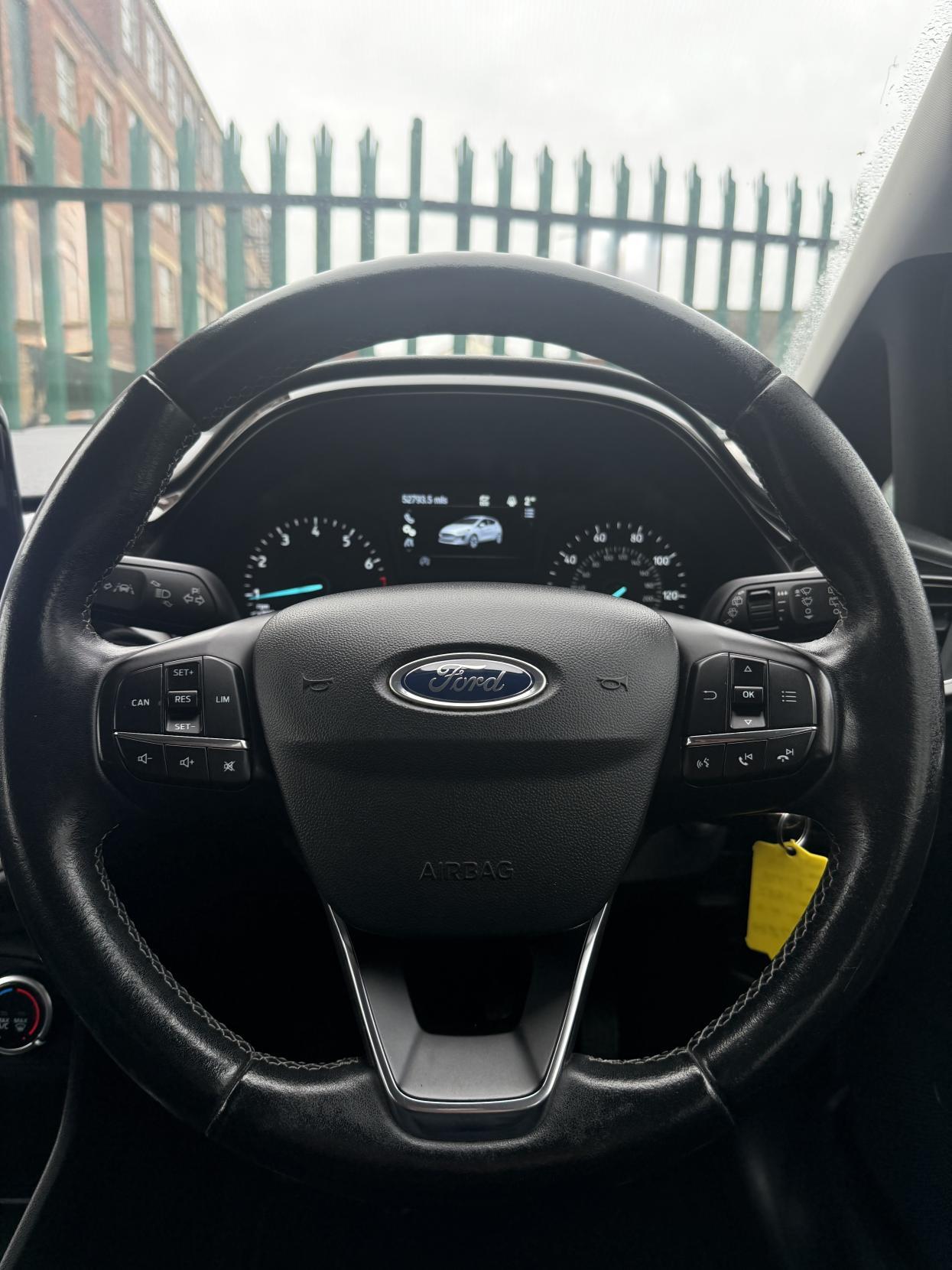 Used Ford Fiesta 2017 for sale - 76918573: Photo 23