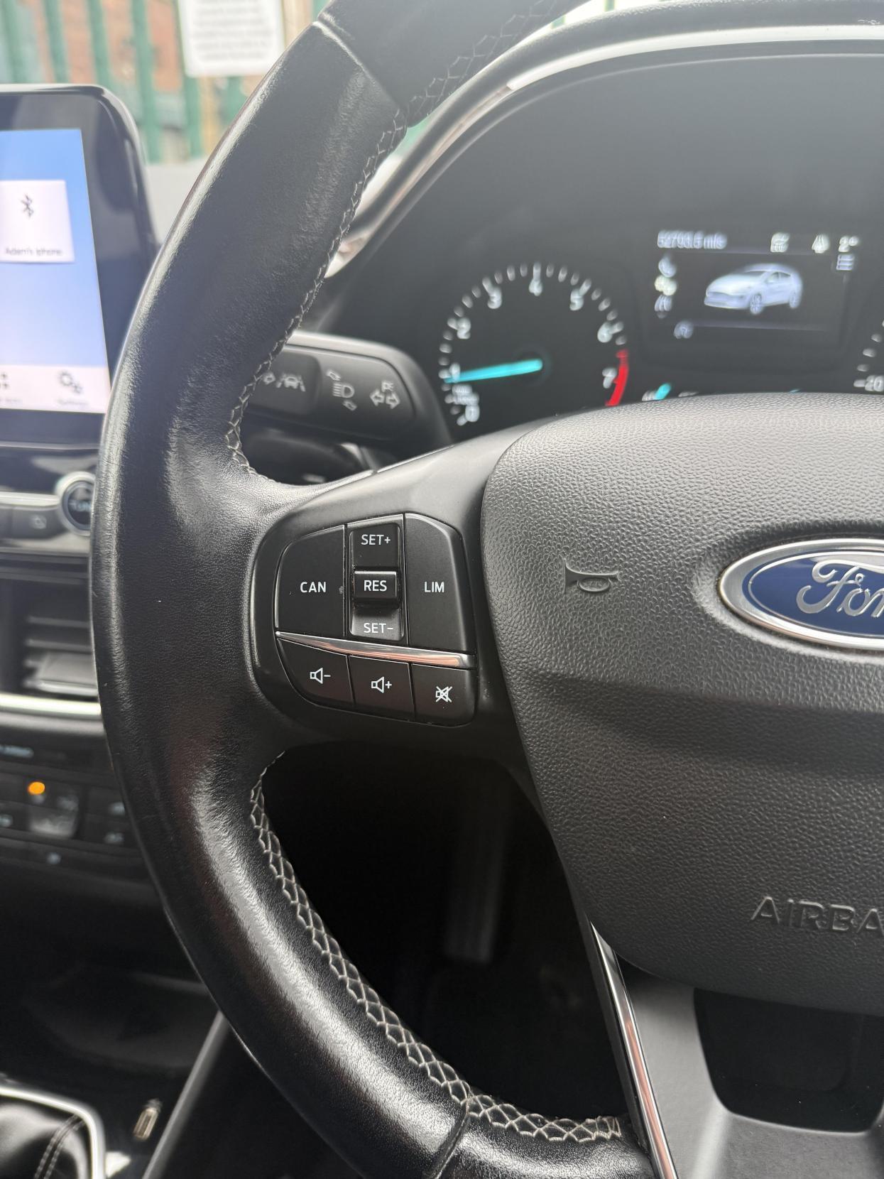 Used Ford Fiesta 2017 for sale - 76918573: Photo 24