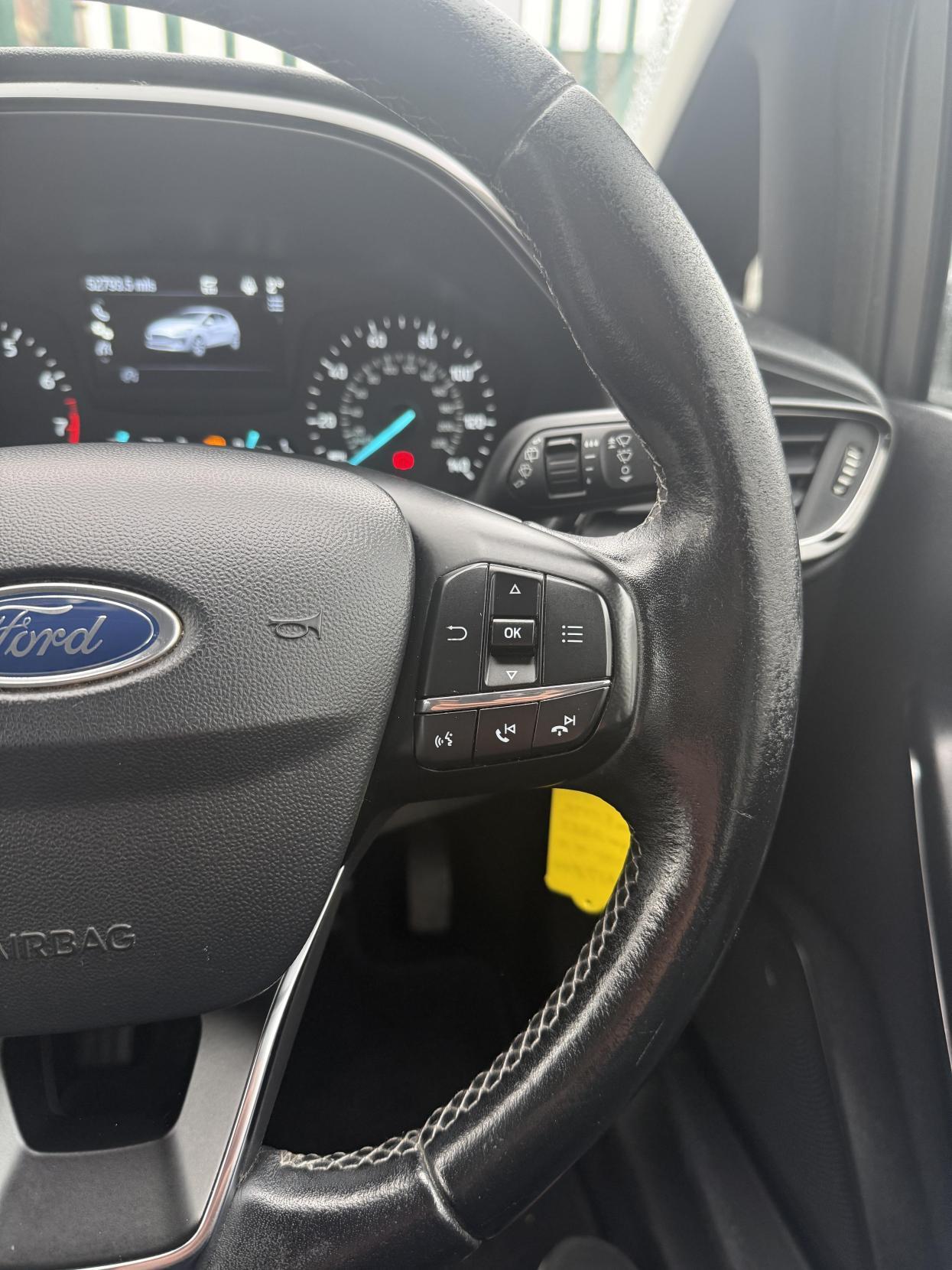 Used Ford Fiesta 2017 for sale - 76918573: Photo 25