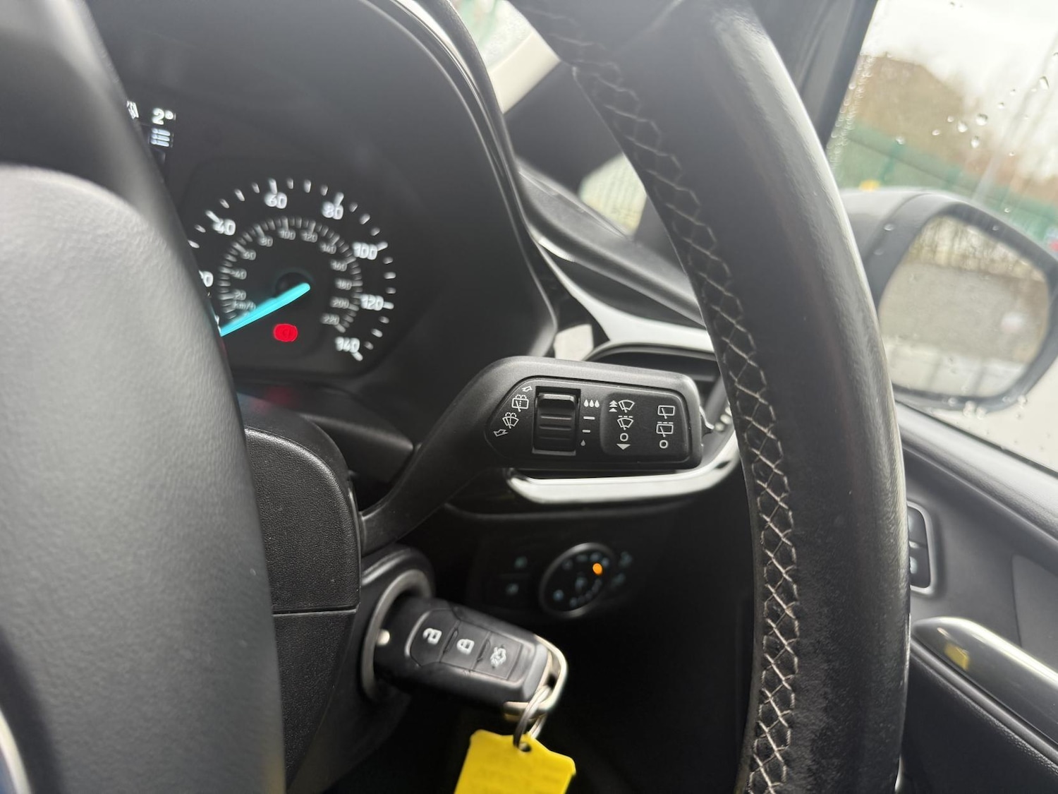 Used Ford Fiesta 2017 for sale - 76918573: Photo 27