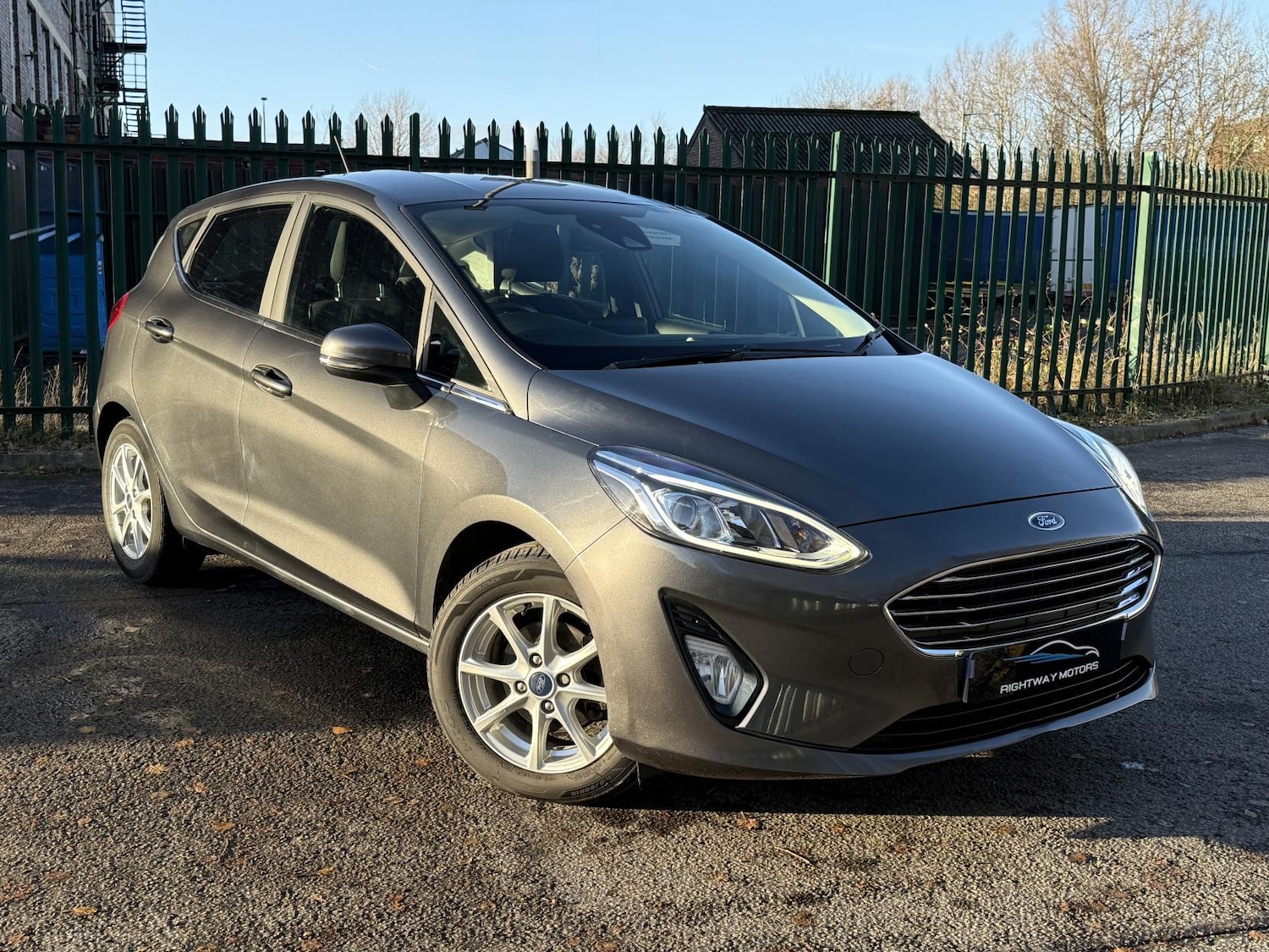 Used Ford Fiesta 2017 for sale - 76918573: Photo 3