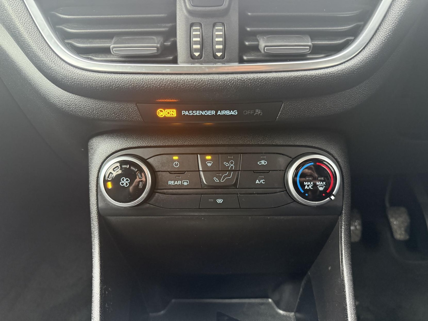 Used Ford Fiesta 2017 for sale - 76918573: Photo 33