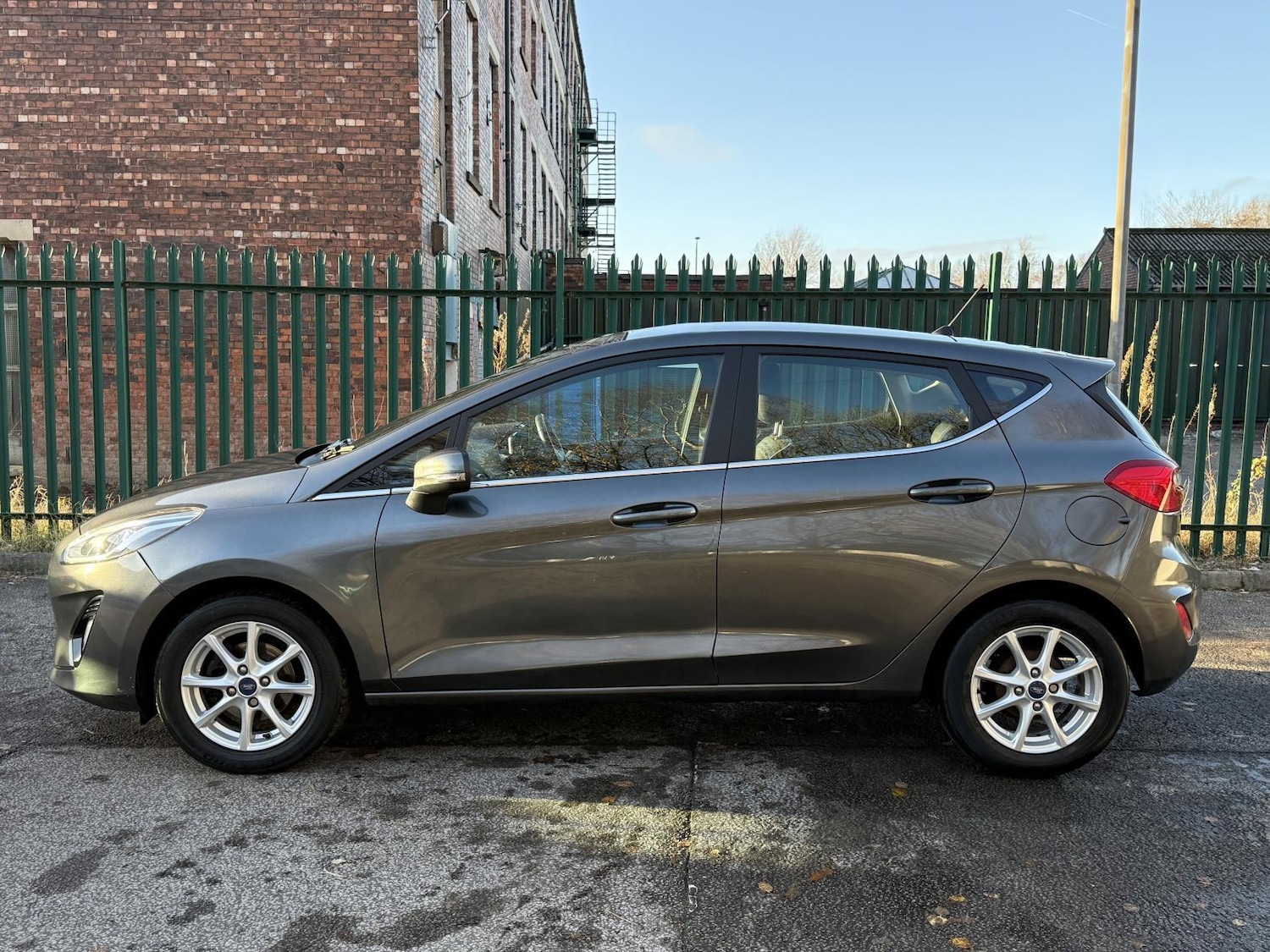 Used Ford Fiesta 2017 for sale - 76918573: Photo 6