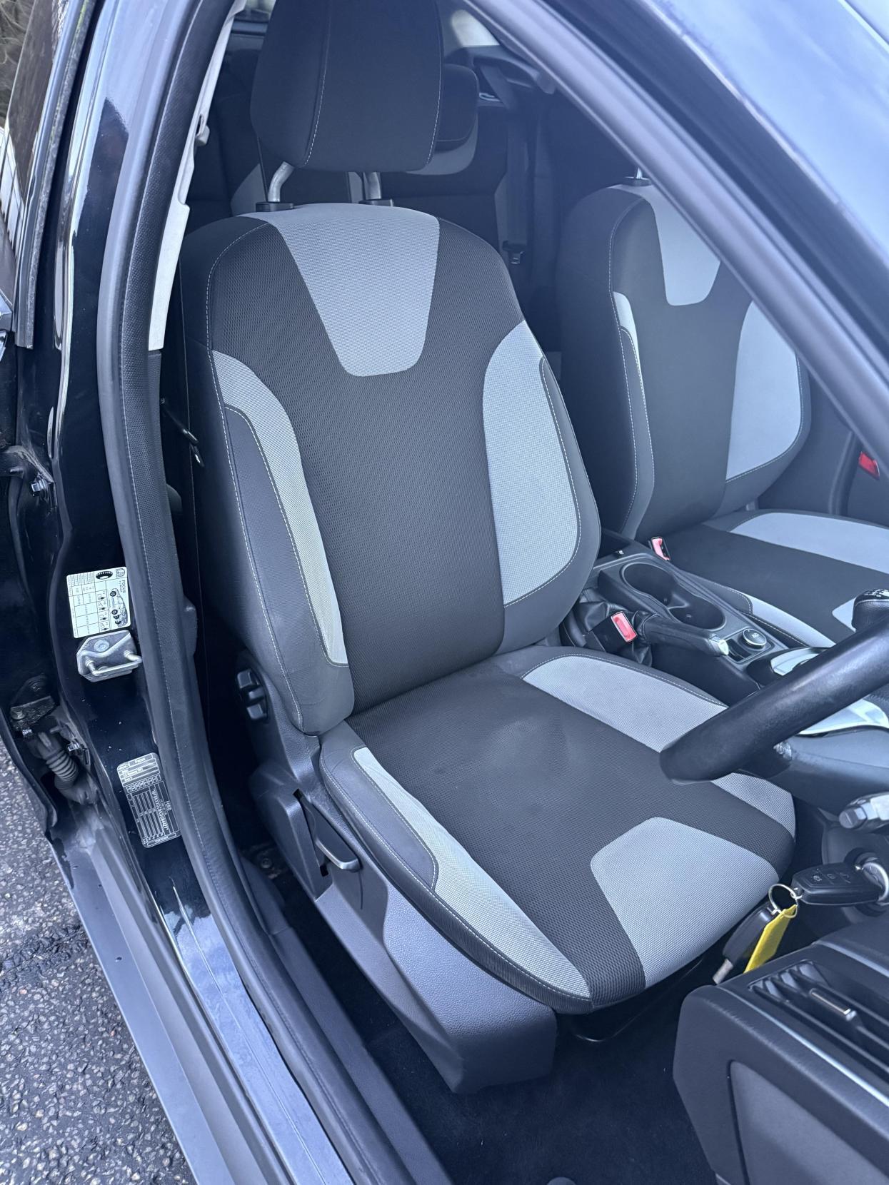 Used Ford Focus 2013 for sale - 77130578: Photo 13