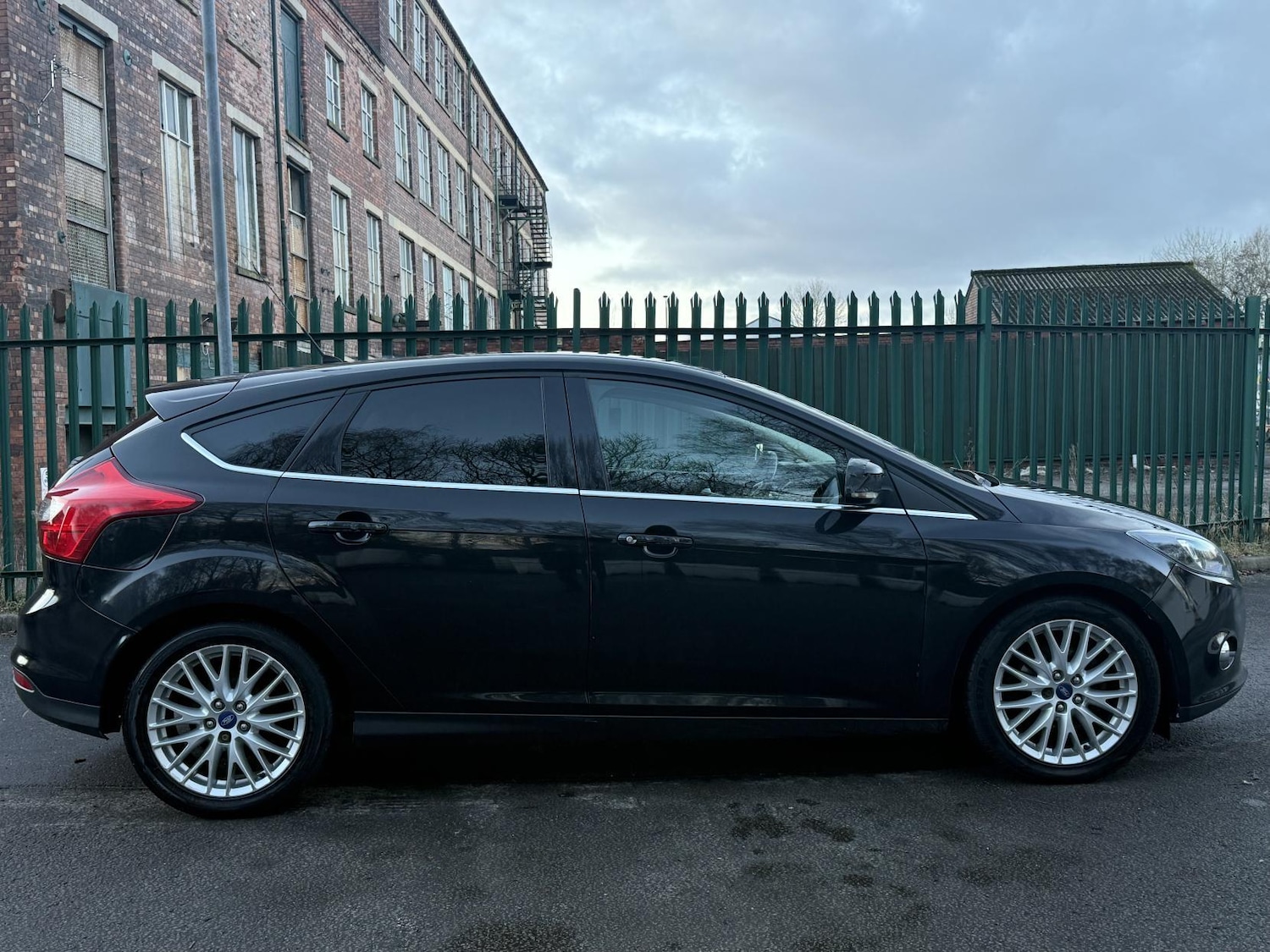 Used Ford Focus 2013 for sale - 77130578: Photo 7