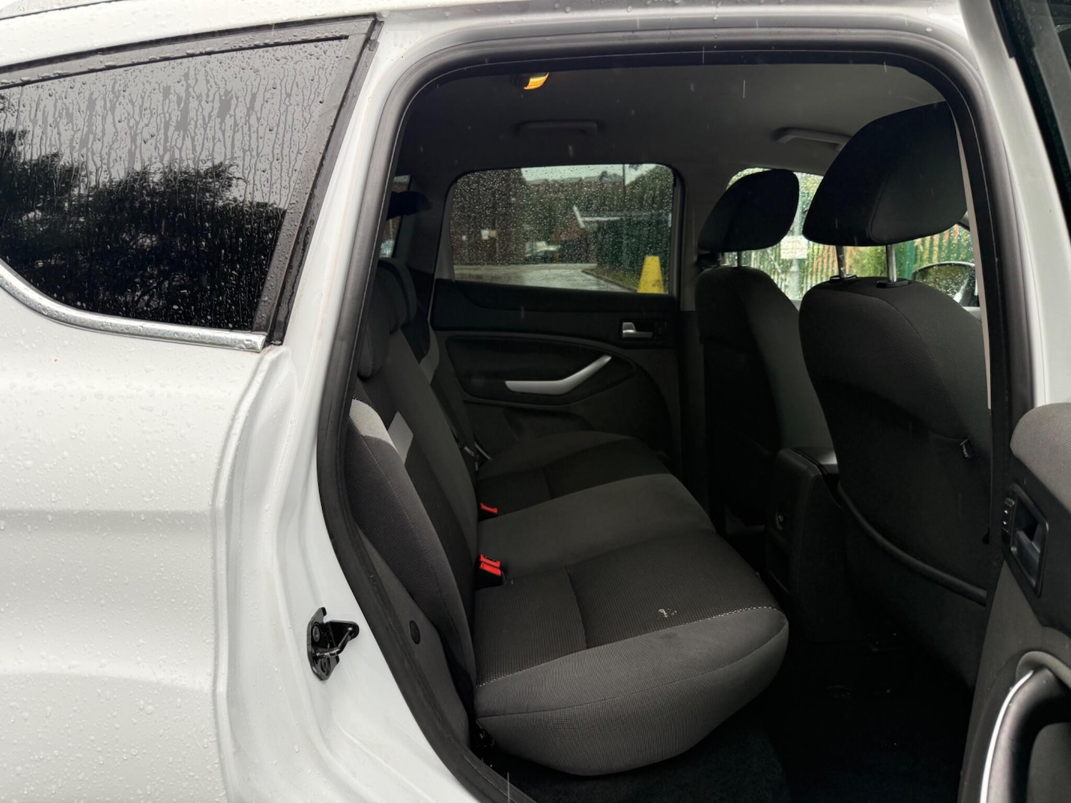 Used Ford Kuga 2011 for sale - 76433256: Photo 13