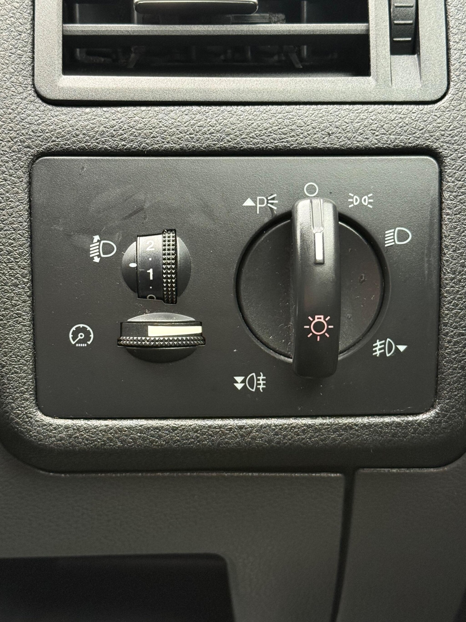 Used Ford Kuga 2011 for sale - 76433256: Photo 23