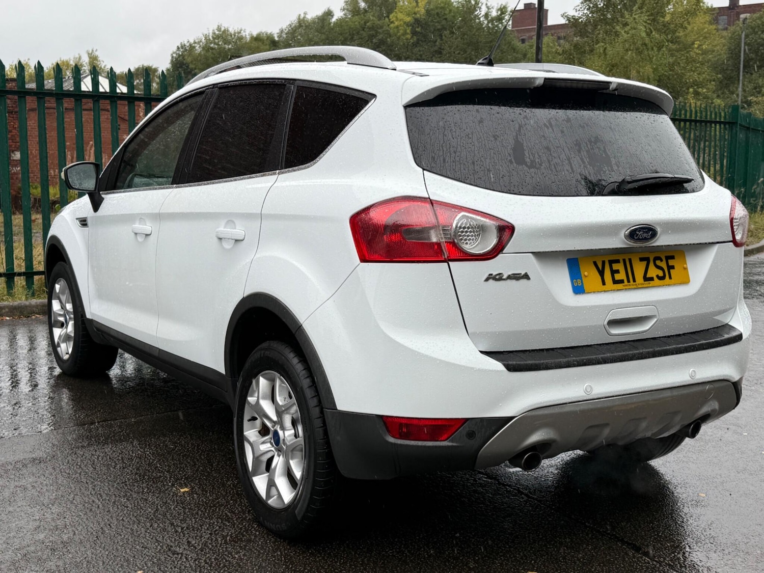 Used Ford Kuga 2011 for sale - 76433256: Photo 5