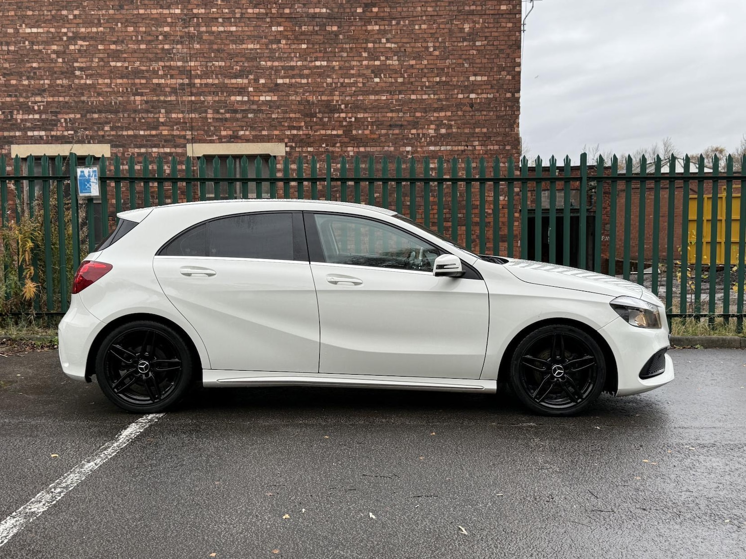 Used Mercedes-Benz A-Class for sale - 76549915: Photo 10