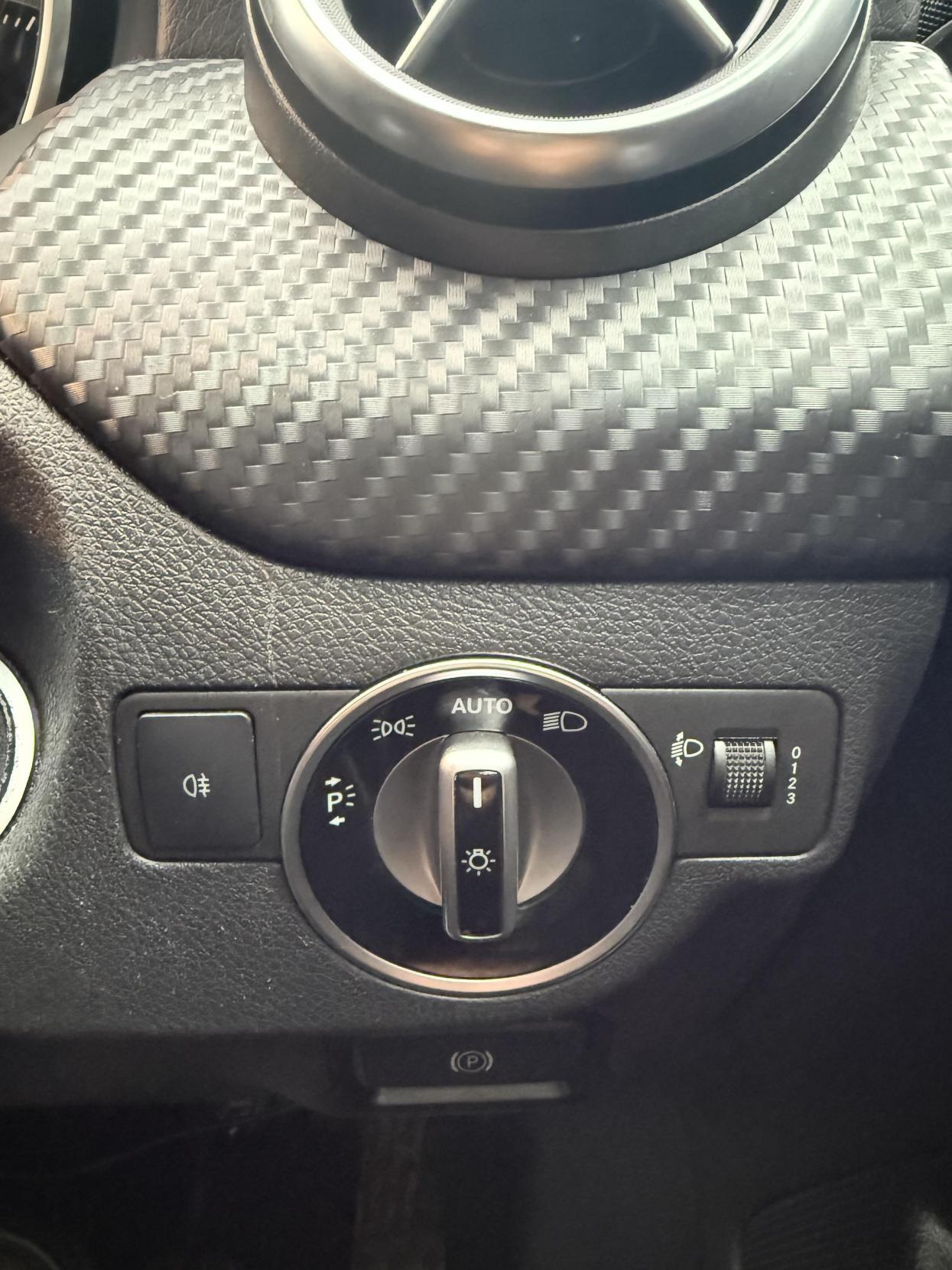 Used Mercedes-Benz A-Class for sale - 76549915: Photo 26