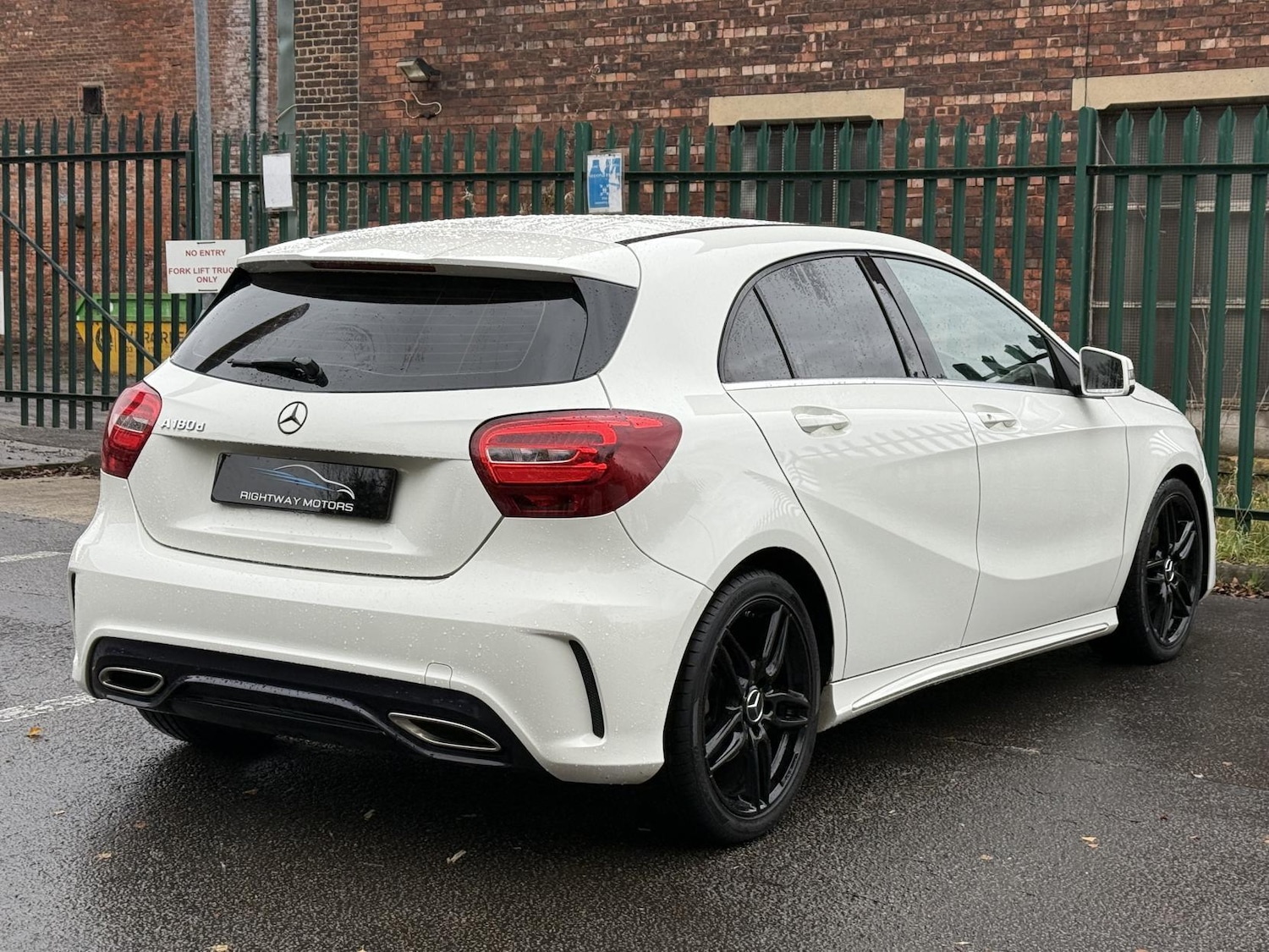 Used Mercedes-Benz A-Class for sale - 76549915: Photo 9