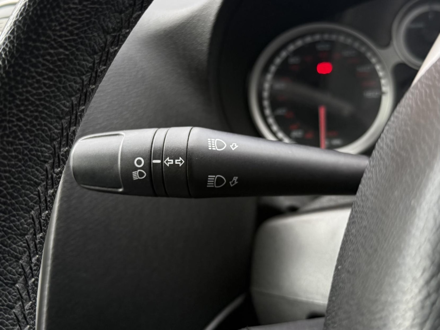 Used Alfa Romeo MiTo 2013 for sale - 77838729: Photo 27