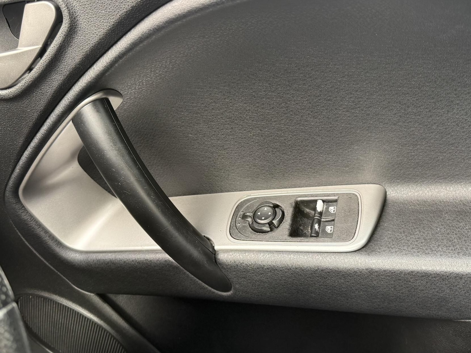 Used Alfa Romeo MiTo 2013 for sale - 77838729: Photo 39