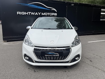 Used Peugeot 208 2016 for sale - 79532506: Photo