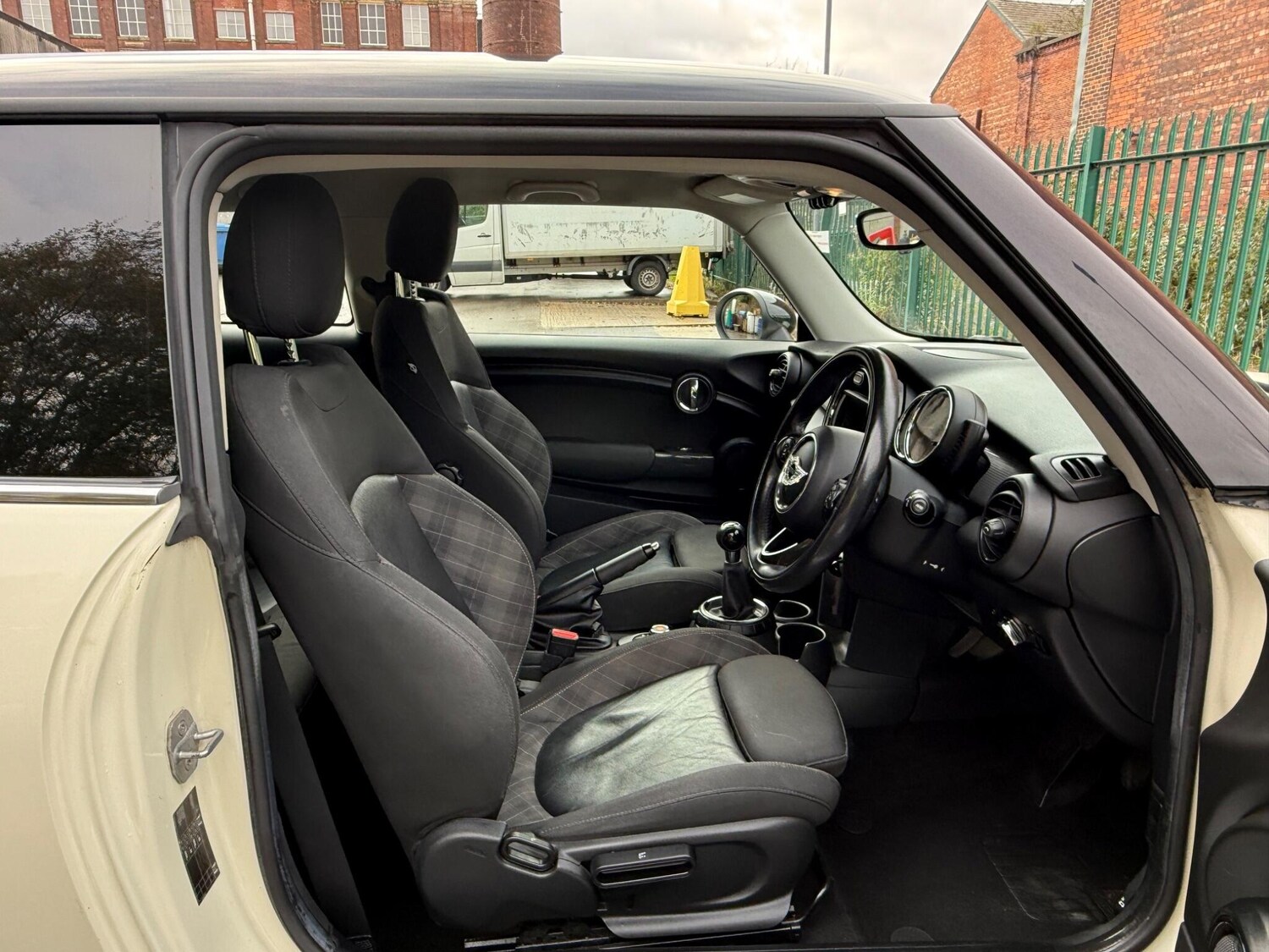 Used MINI Hatch for sale - 76440455: Photo 12