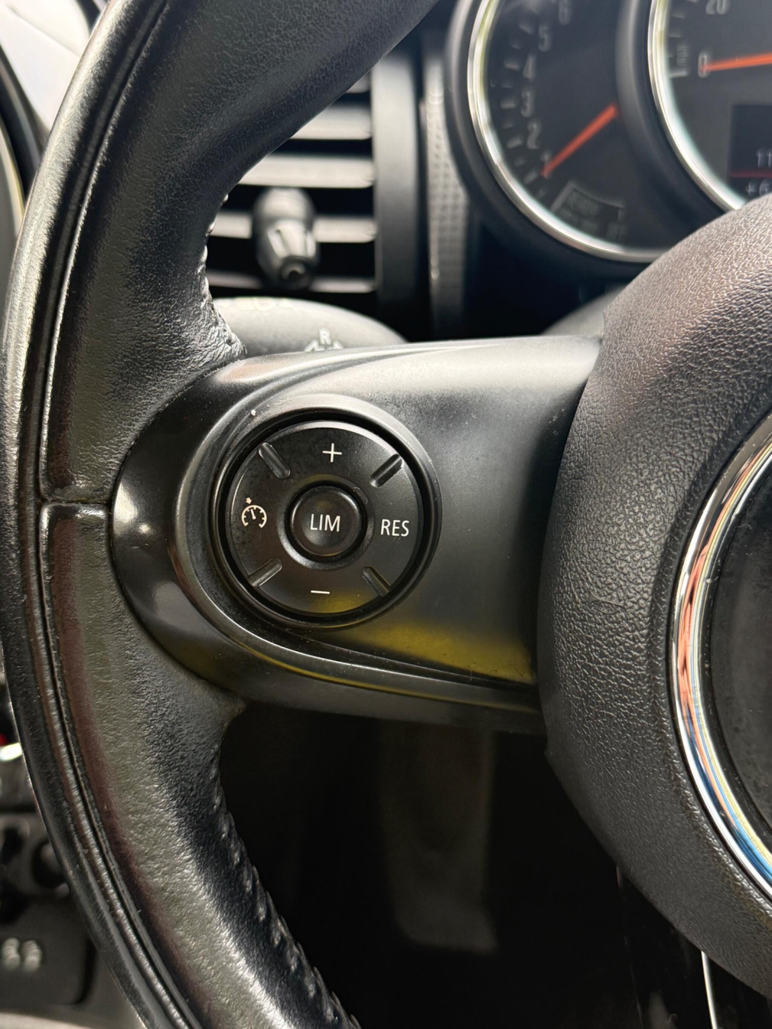 Used MINI Hatch for sale - 76440455: Photo 23