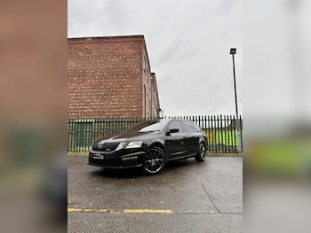 Used Skoda Octavia 2019 for sale - 76539084: Photo