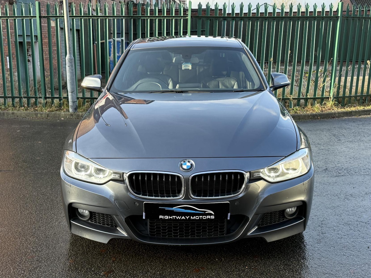 Used BMW 3 Series 2013 for sale - 77021047: Photo 2