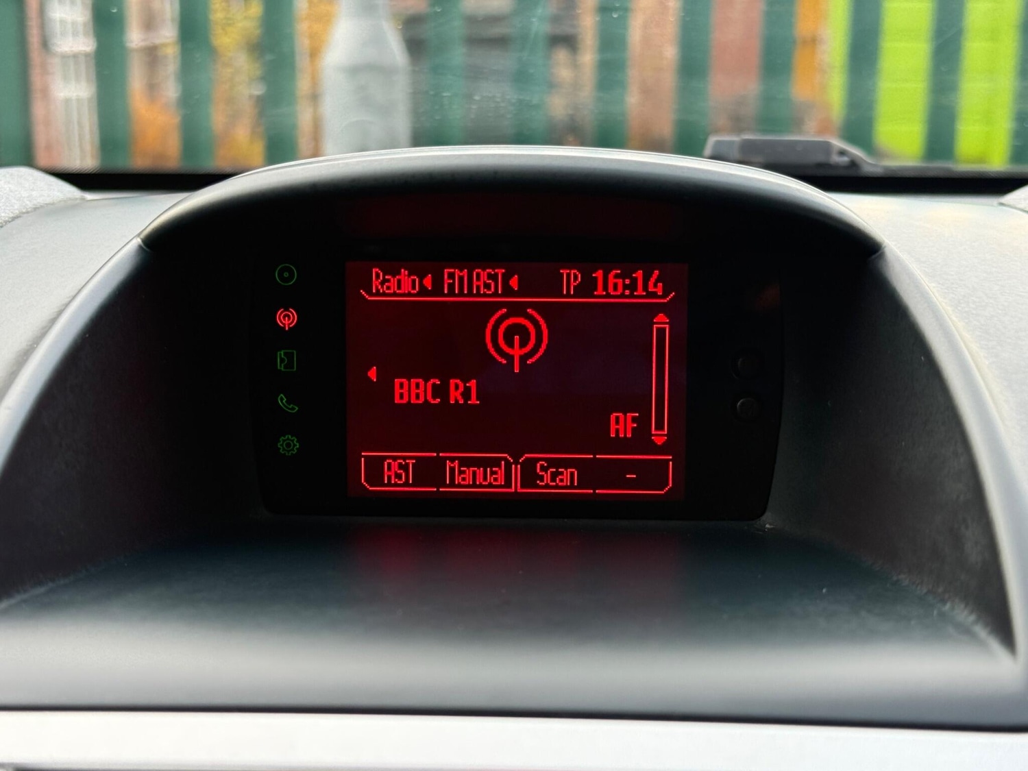 Used Ford Fiesta 2012 for sale - 76432225: Photo 25