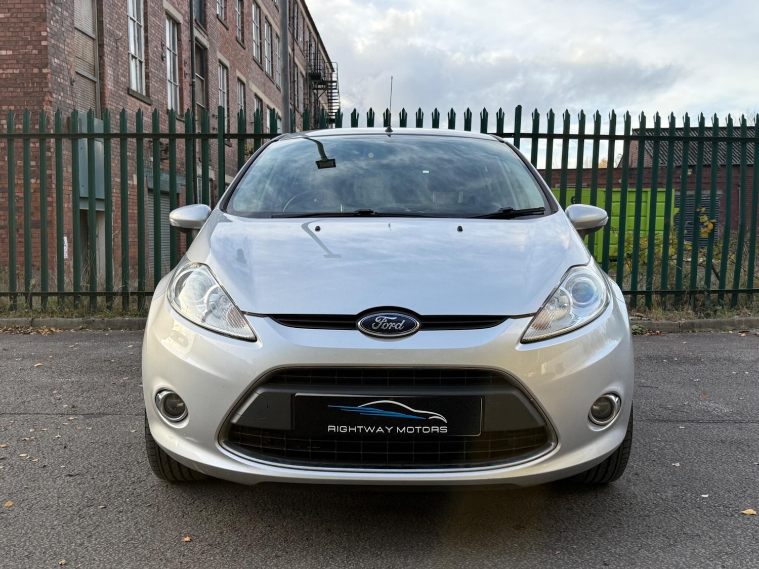 Used Ford Fiesta 2012 for sale - 76432225: Photo 3