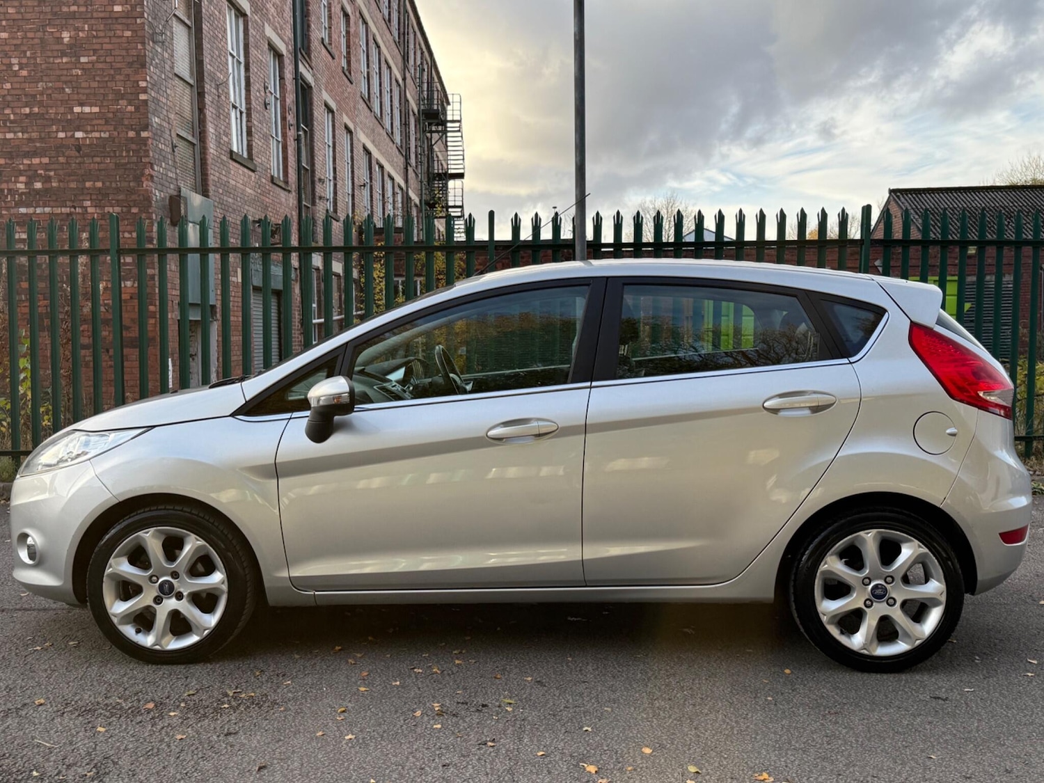 Used Ford Fiesta 2012 for sale - 76432225: Photo 5