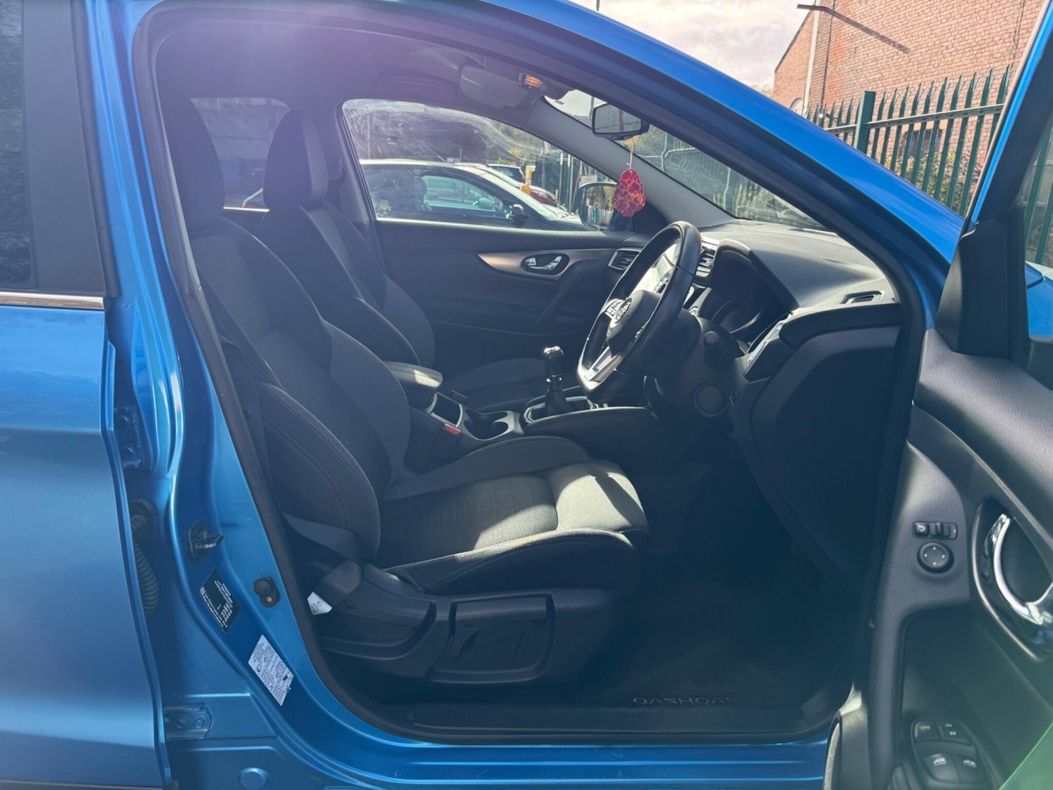 Used Nissan Qashqai 2017 for sale - 76990979: Photo 12