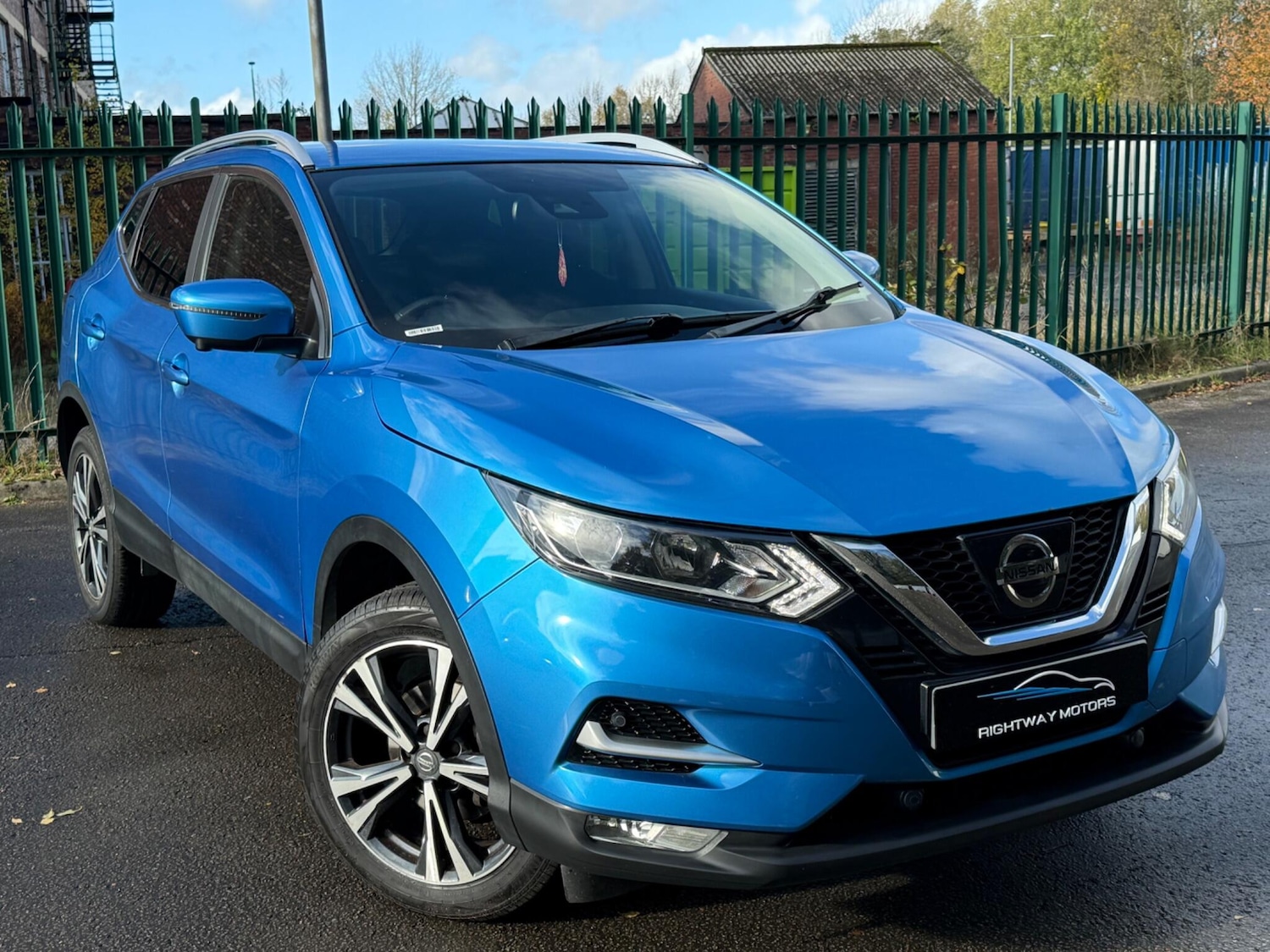 Used Nissan Qashqai 2017 for sale - 76990979: Photo 4