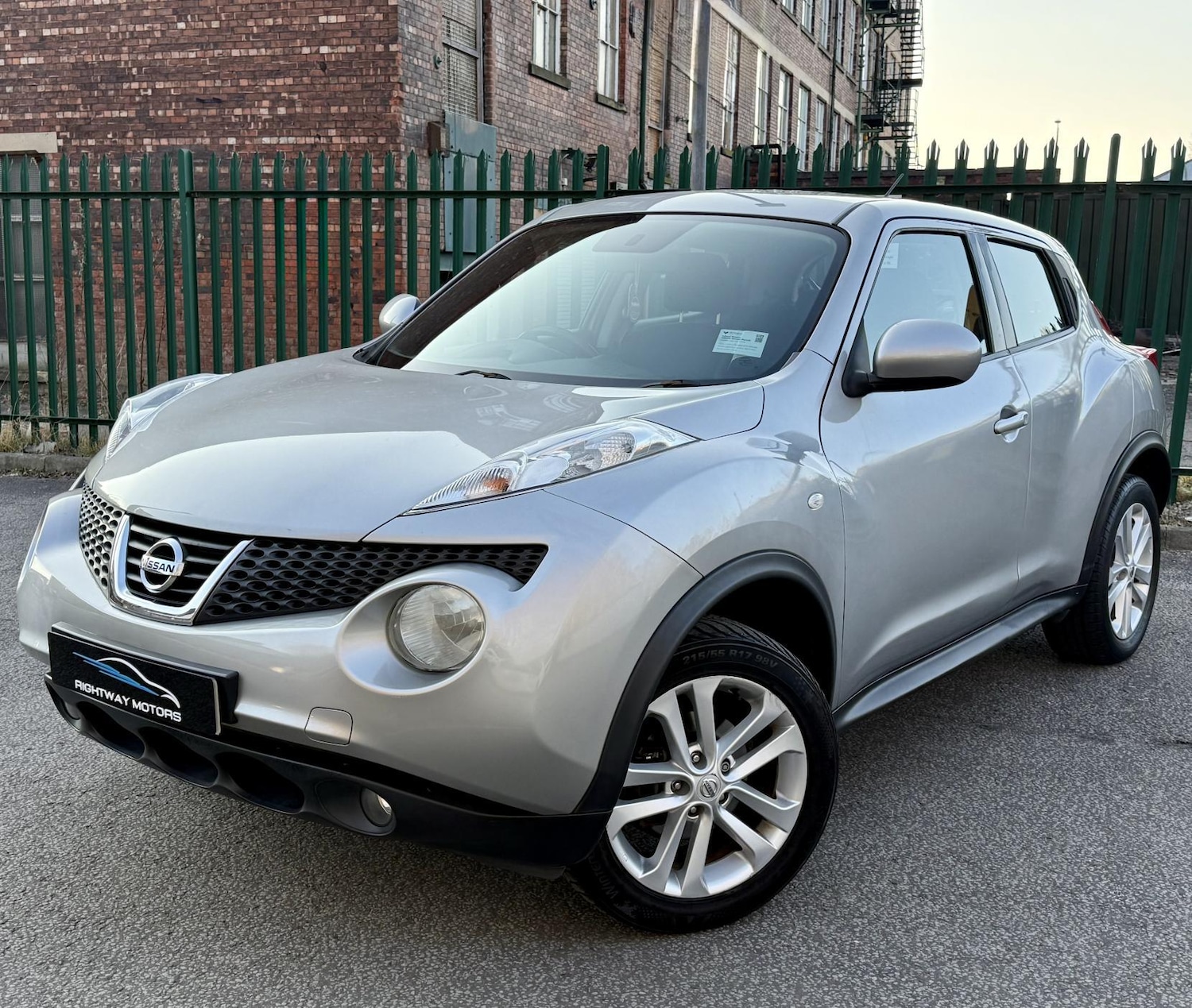 Used Nissan Juke for sale - 77754212: Photo 2