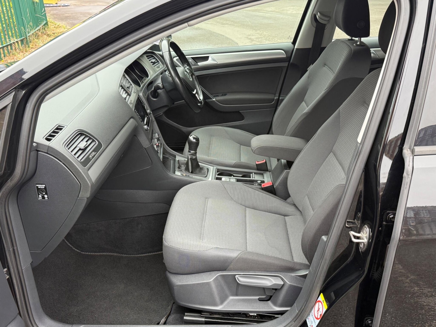 Used Volkswagen Golf 2014 for sale - 76433161: Photo 15