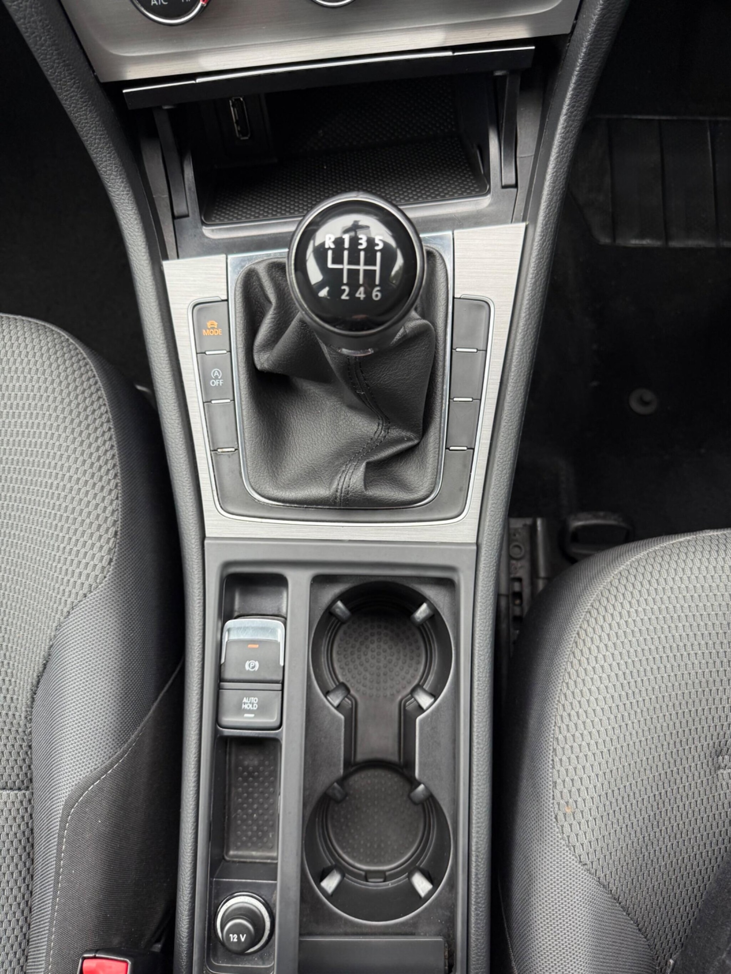 Used Volkswagen Golf 2014 for sale - 76433161: Photo 28